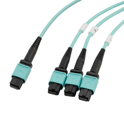 MPO24无引脚至3xMPO8带引脚，OM3 50 / 125um多模，ONFR护套，水蓝色，1米的图片