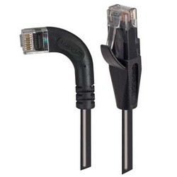 6类直角型RJ45以太网跳线，直通/直角左出线，黑，7英尺（2.1米）的图片